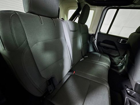 Used 2018 Jeep Wrangler Unlimited Sahara w/ Cold Weather Group image 25