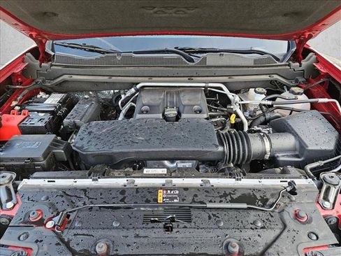 Used 2025 GMC Canyon Elevation RWD image 23