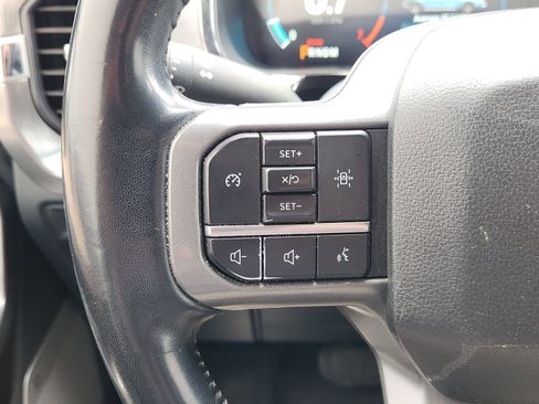 Used 2022 Ford F150 Lariat AWD/4WD image 32