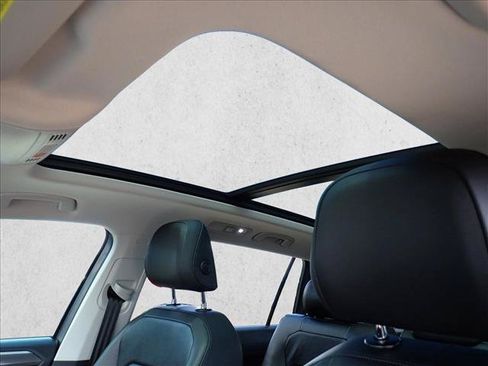Used 2019 Volkswagen Tiguan S AWD/4WD image 13