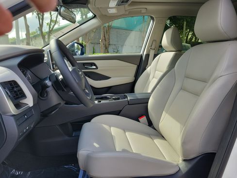 Certified 2026 Nissan Rogue Dark Armor AWD/4WD image 12