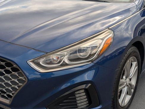 Used 2019 Hyundai Sonata Limited w/ Ultimate Package 04 FWD image 12