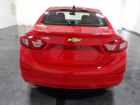 Used 2019 Chevrolet Cruze LS FWD image 6