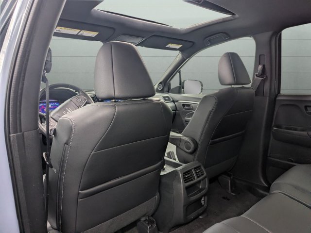 Used 2023 Honda Passport EX-L image 32