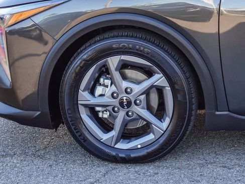 Certified 2025 Kia K4 LXS image 9