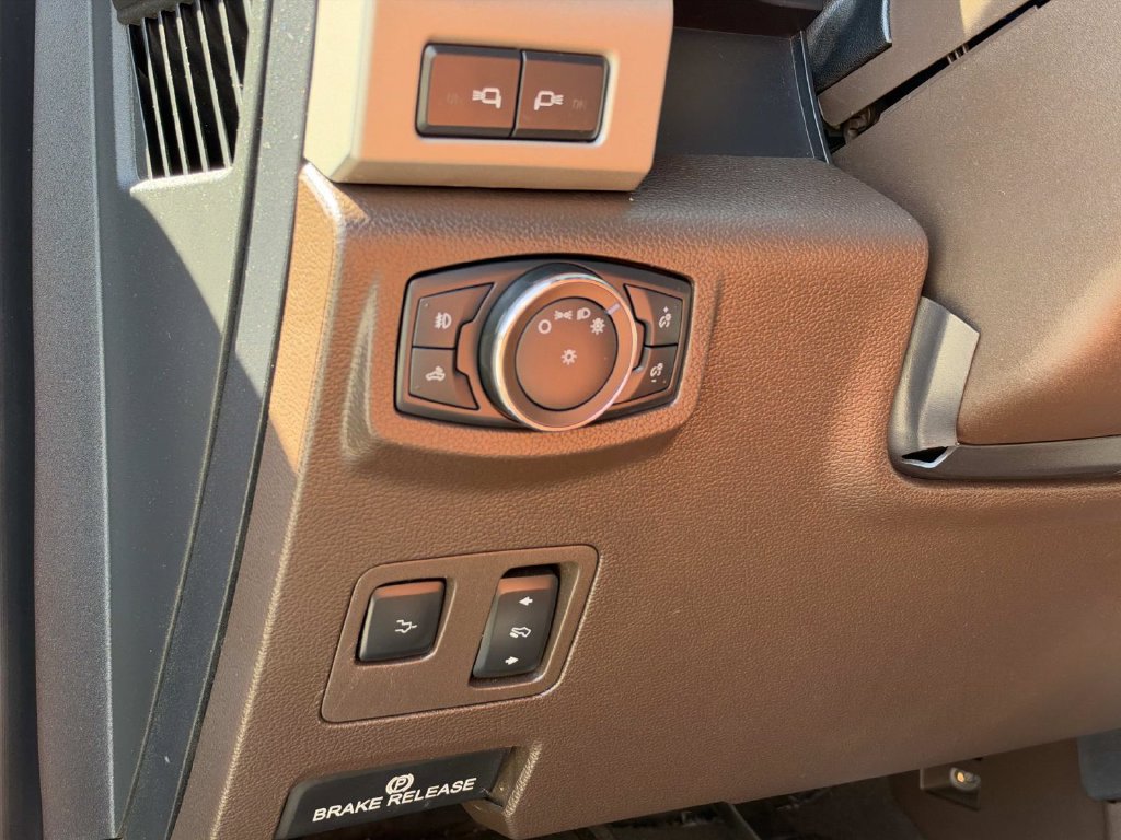 Certified 2021 Ford F250 King Ranch AWD/4WD image 23