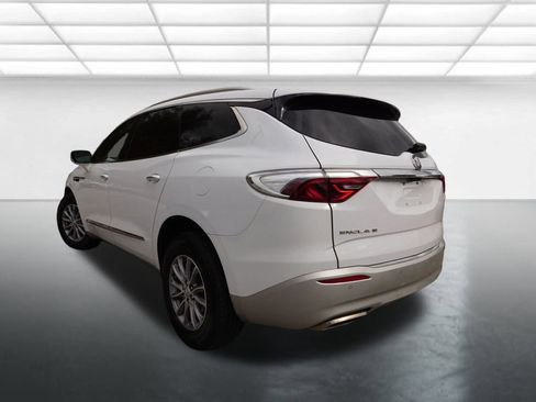 Used 2024 Buick Enclave Premium image 5