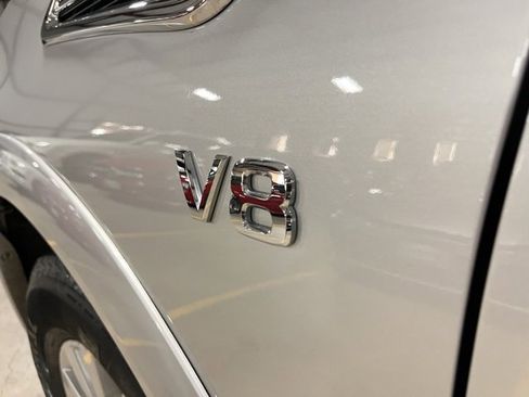 Used 2022 Nissan Armada SV image 29