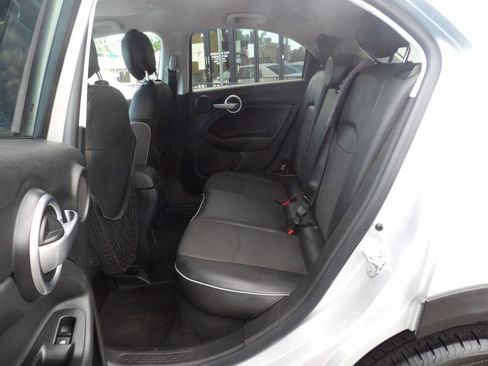 Used 2016 FIAT 500X Trekking image 9