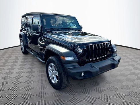 Used 2021 Jeep Wrangler Unlimited Sport image 4
