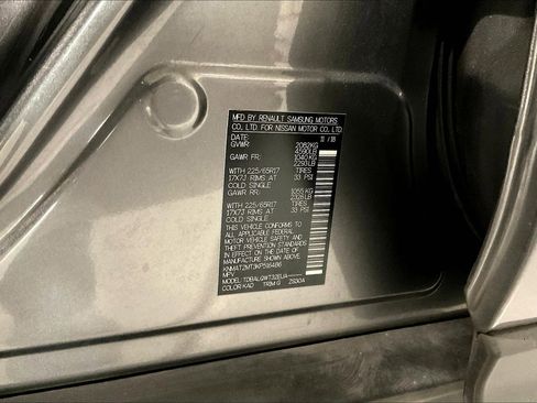 Used 2019 Nissan Rogue SV image 19