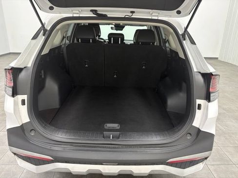 Used 2023 Kia Sportage EX FWD image 8