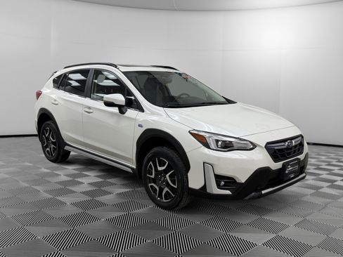 Used 2023 Subaru Crosstrek Hybrid w/ Moonroof Package w/Navigation image 7