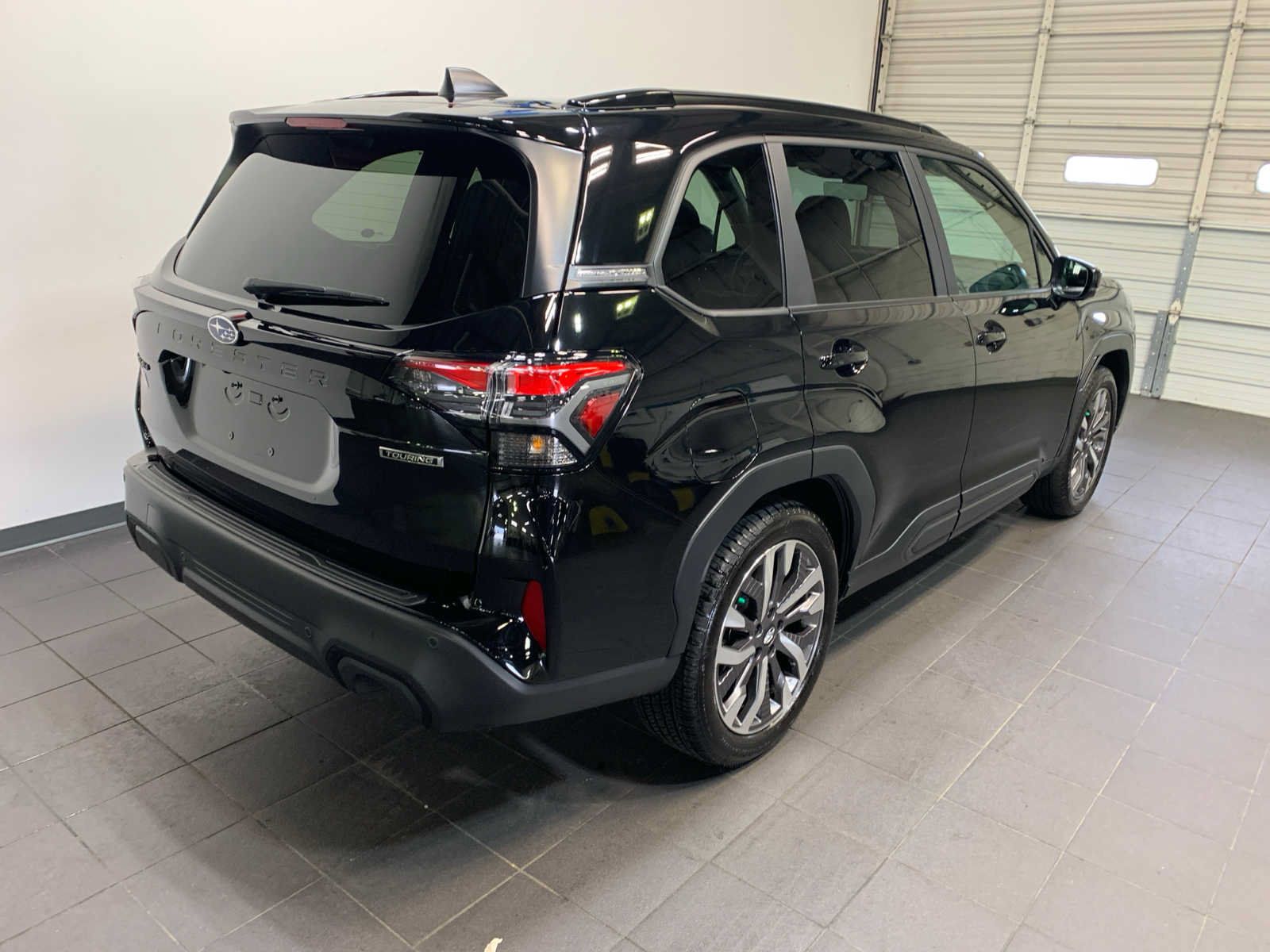 Used 2026 Subaru Forester Touring AWD/4WD image 3
