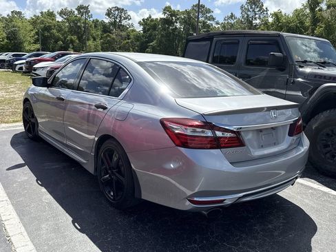 Used 2016 Honda Accord Sport image 5
