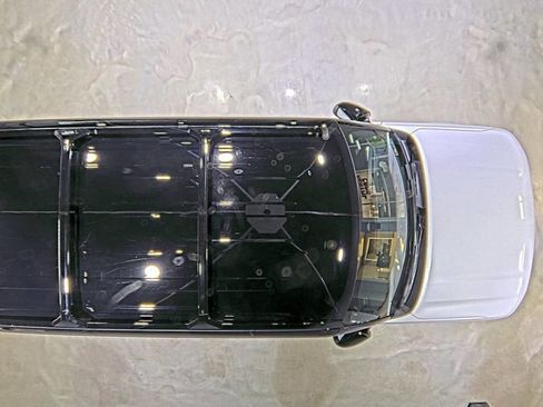 Used 2025 Nissan Armada PRO-4X image 23