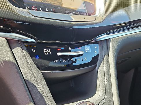 Certified 2025 Cadillac XT6 Sport w/ Platinum Package AWD/4WD image 20