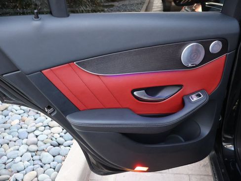 Certified 2020 Mercedes-Benz GLC 300 4MATIC image 15