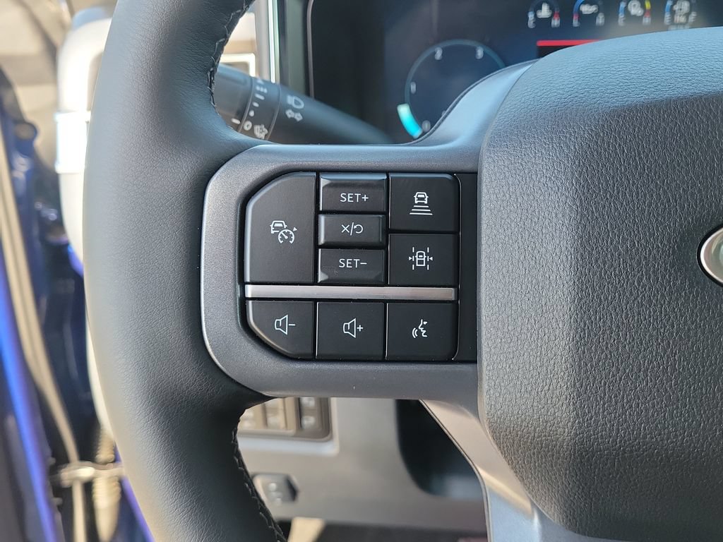 New 2026 Ford F250 Lariat w/ Black Appearance Package AWD/4WD image 16