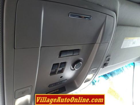 Used 2016 Chevrolet Suburban LTZ image 23