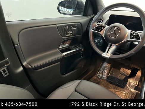 Certified 2025 Mercedes-Benz GLB 250 4MATIC image 11