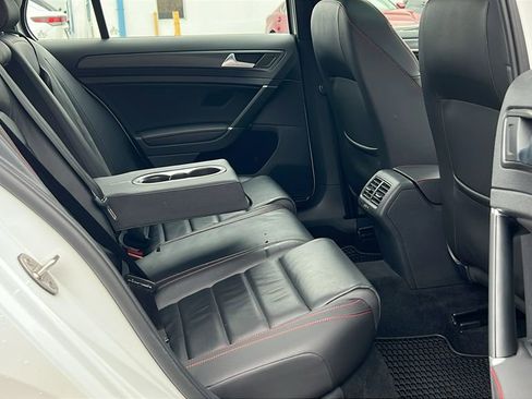 Used 2019 Volkswagen GTI SE image 14