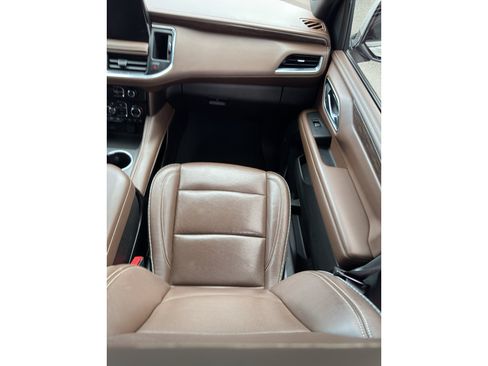 Used 2021 Chevrolet Tahoe High Country AWD/4WD image 25