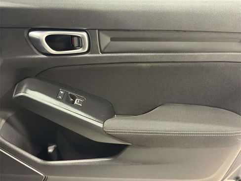 Used 2023 Honda Civic Sport image 9