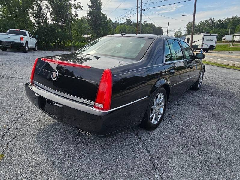 Used 2006 Cadillac DTS Performance FWD image 6