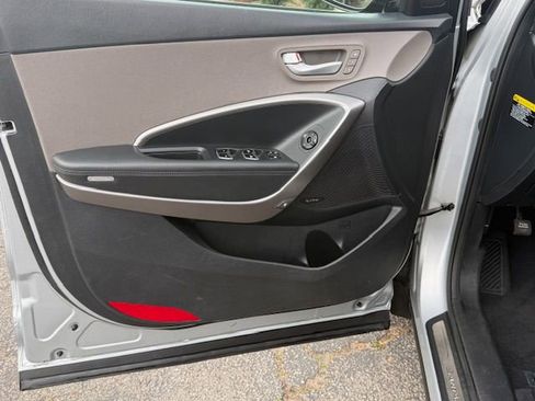 Used 2015 Hyundai Santa Fe Limited w/ Option Group 04 image 14