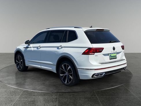Used 2024 Volkswagen Tiguan SEL R-Line AWD/4WD image 7
