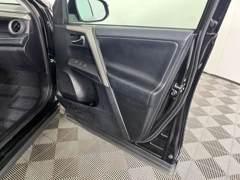 Used 2018 Toyota RAV4 XLE w/ Plus Extra Value Package image 16