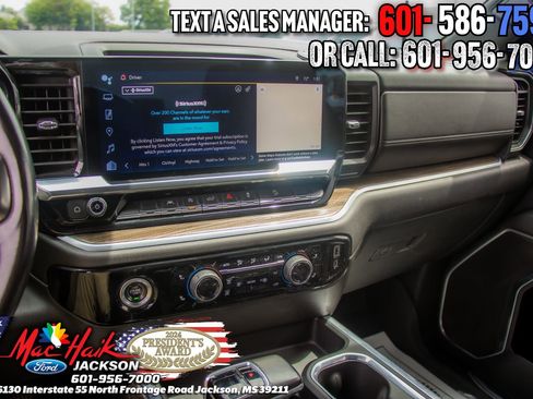 Used 2023 Chevrolet Silverado 1500 RST AWD/4WD image 16
