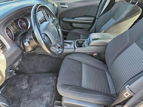 Used 2023 Dodge Charger SXT image 15