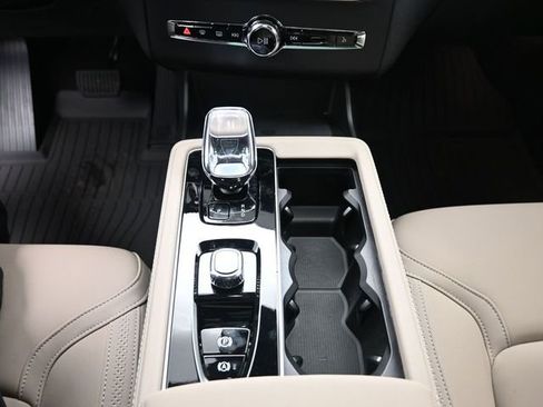 Used 2026 Volvo XC90 B6 Plus w/ Protection Package Premier image 13