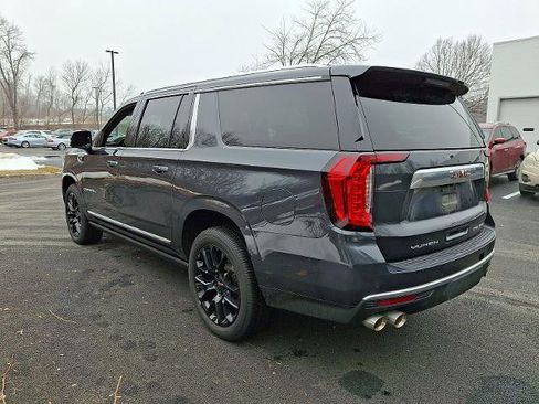 Used 2022 GMC Yukon XL Denali w/ Advanced Technology Package image 4