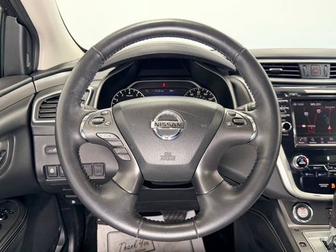 Used 2019 Nissan Murano SV AWD/4WD image 13