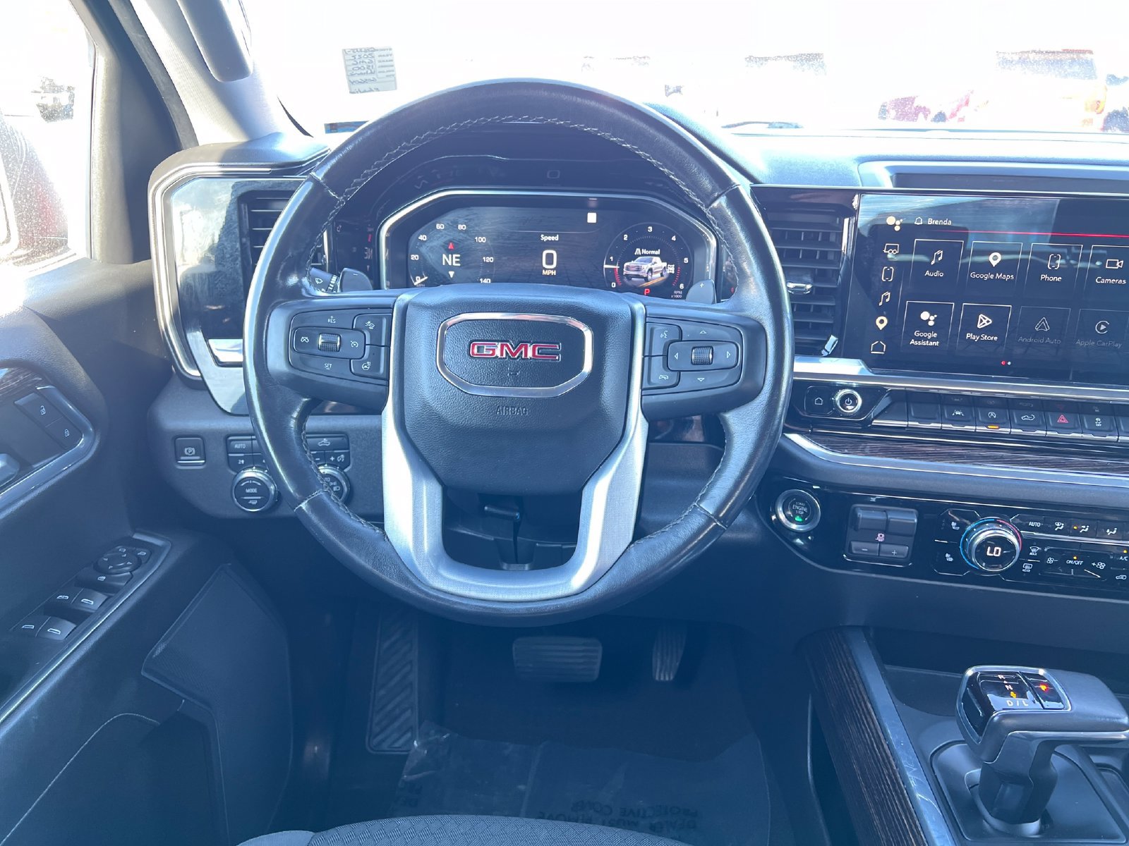 Used 2022 GMC Sierra 1500 Elevation w/ X31 Off-Road Package AWD/4WD image 13