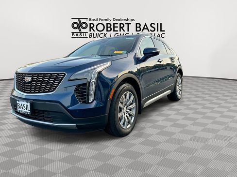 Used 2021 Cadillac XT4 Premium Luxury AWD/4WD image 4