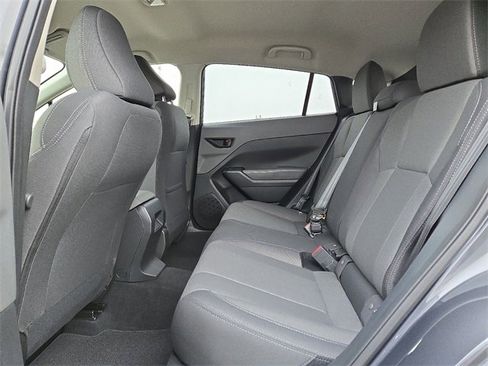 Used 2025 Subaru Crosstrek 2.0i image 9
