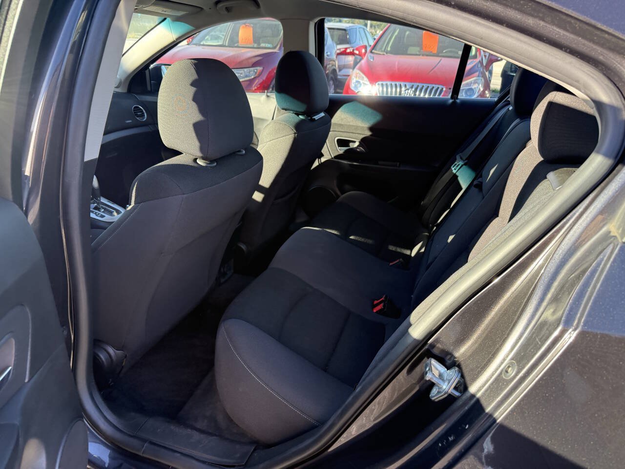 Used 2015 Chevrolet Cruze LT FWD image 14