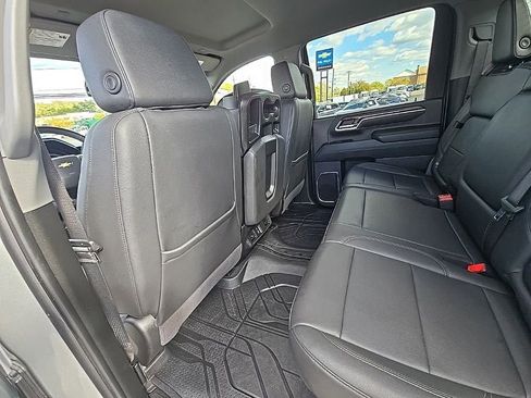 Used 2024 Chevrolet Silverado 2500 LT w/ Convenience Package image 37