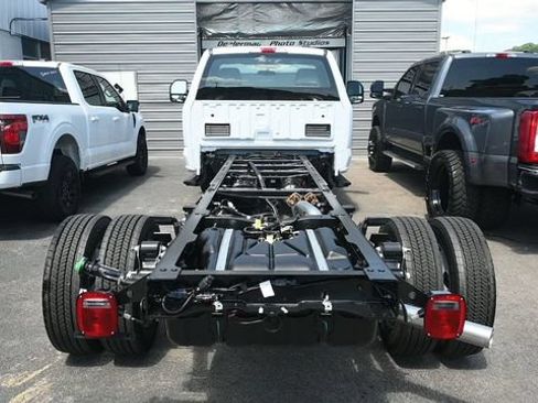 New 2026 Ford F450 4x4 Regular Cab Super Duty image 8