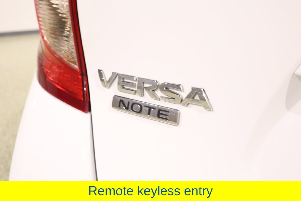 Used 2016 Nissan Versa Note SV FWD image 15