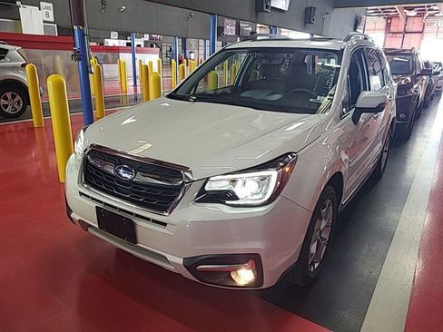 Used 2017 Subaru Forester 2.5i Touring AWD/4WD image 1