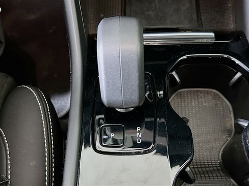 Used 2023 Volvo C40 P8 Recharge Plus image 25