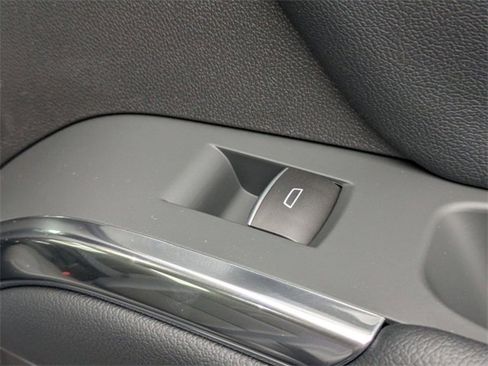 New 2026 Chevrolet Traverse High Country image 36