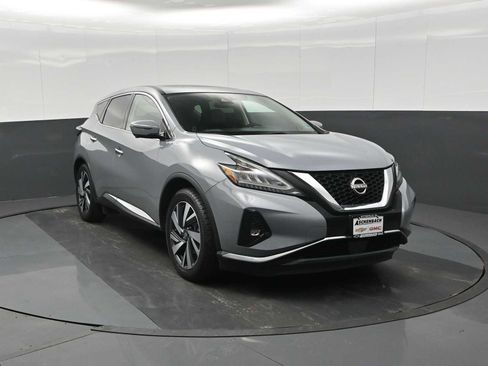 Used 2023 Nissan Murano SL w/ SL Moonroof Package image 3