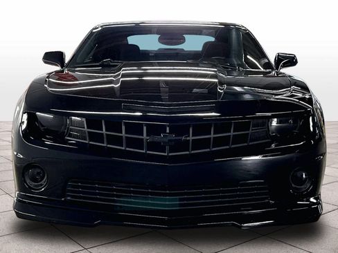 Used 2010 Chevrolet Camaro SS w/ RS Package RWD image 3