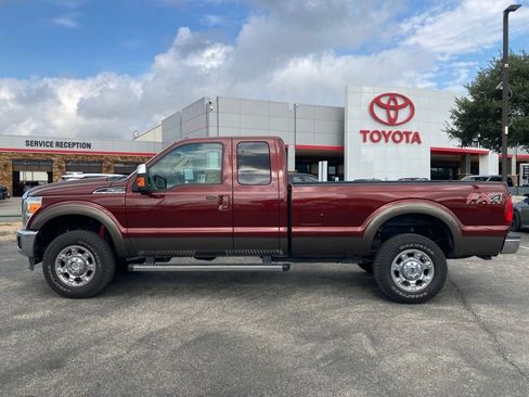Used 2016 Ford F350 Lariat AWD/4WD image 8